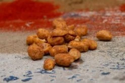 Mr Filberts Dry Roasted Peanuts Pack Size: 20 X 40g -Snack Store 135423 2