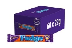 Cadbury Fudge 25p Chocolate Bar 22g Pack Size: 60 X 22g